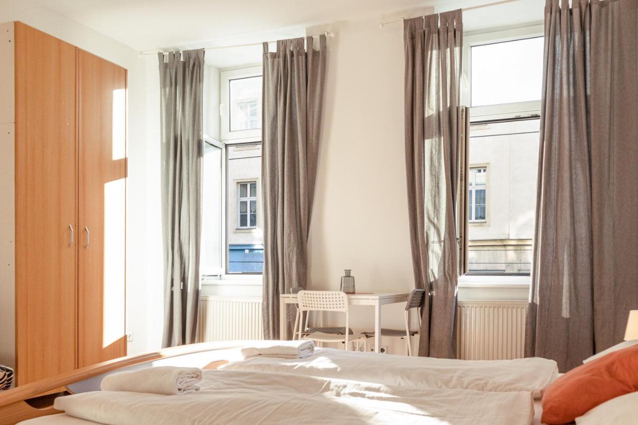 Comfortable 3Br Shared Apart. - Suitable For Long Stays Вена Экстерьер фото