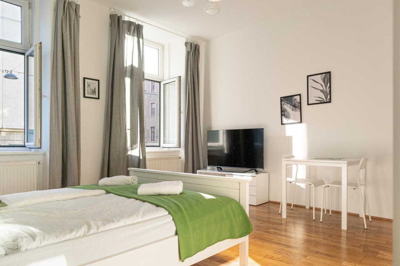 Comfortable 3Br Shared Apart. - Suitable For Long Stays Вена Экстерьер фото